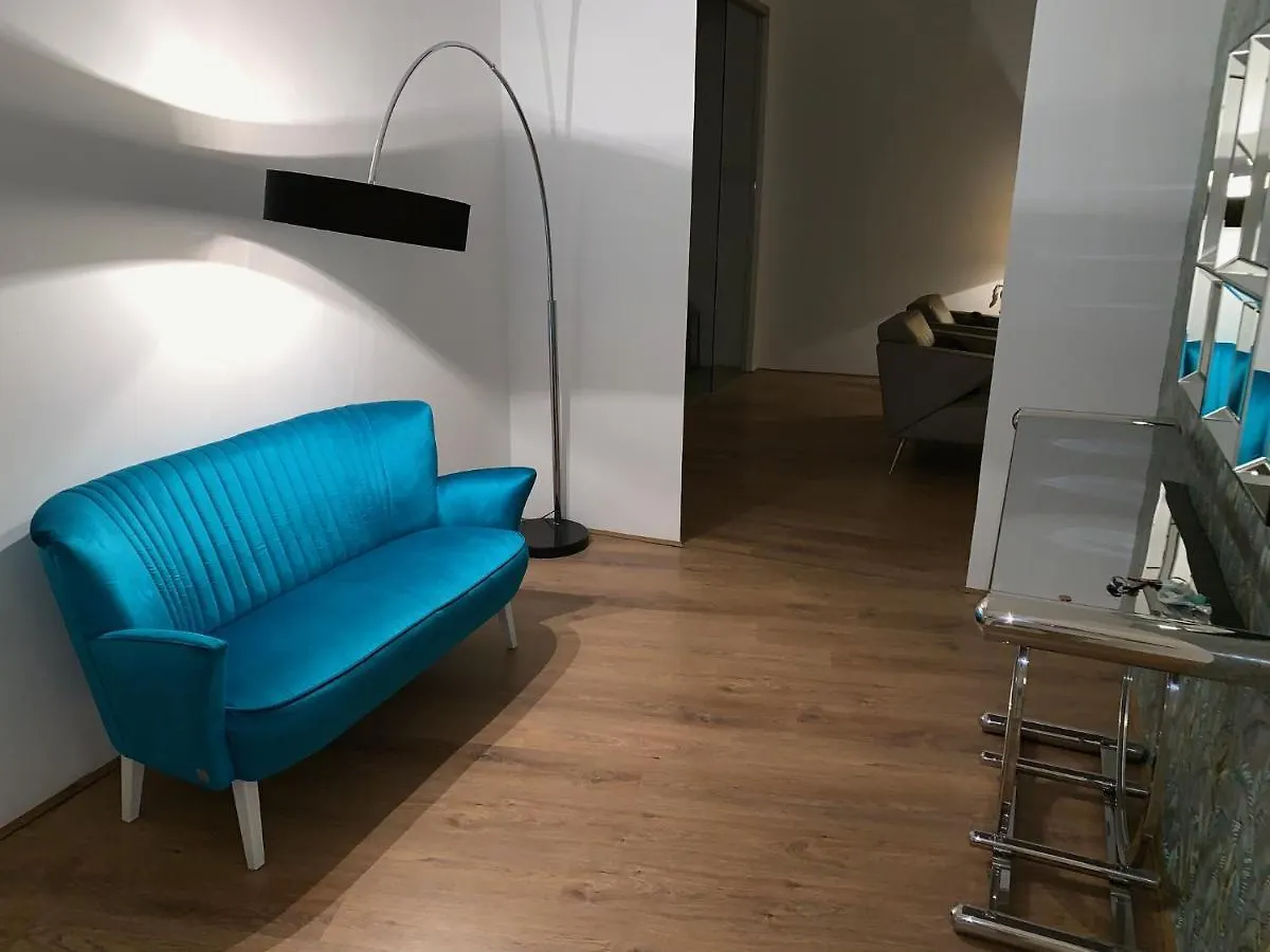Piso Malaga Larios Apartment