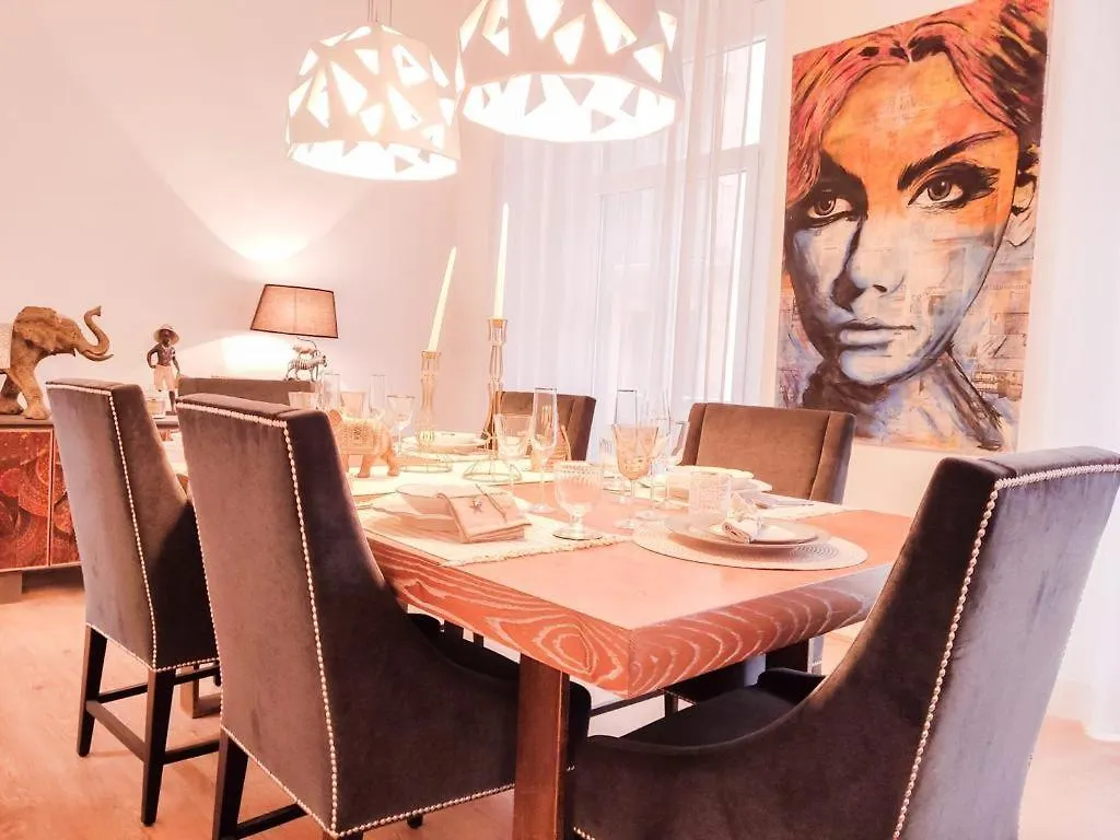 Piso Malaga Larios Apartment