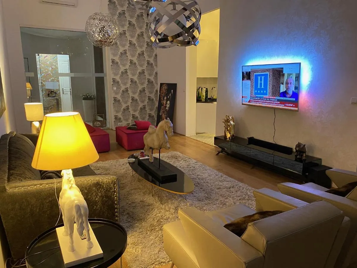 Piso Malaga Larios Apartment