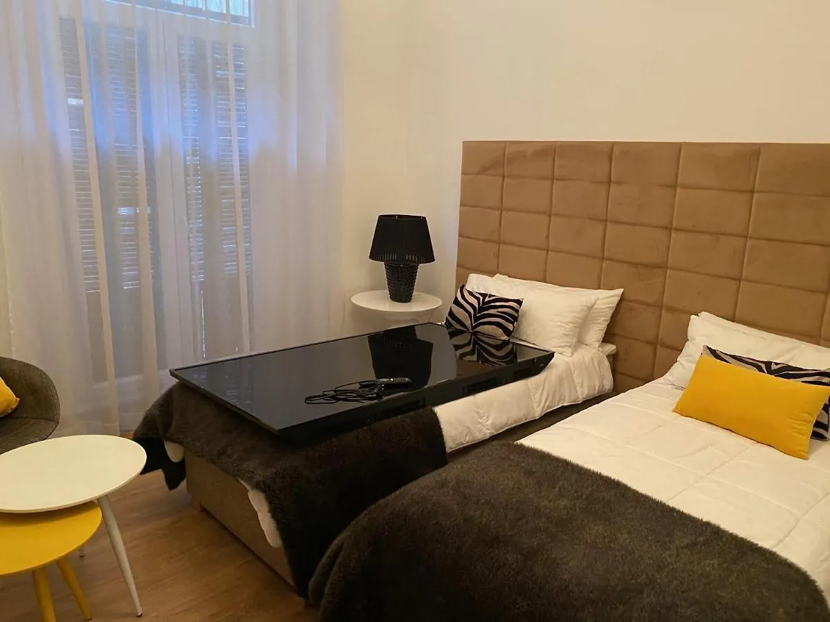 Piso Malaga Larios Apartment
