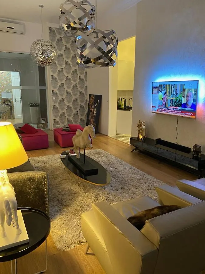 Piso Malaga Larios Apartment